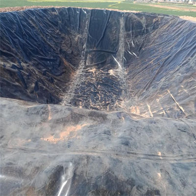 Geomembrane de design industriel Ligne de barrage lisse pour géomembrane en HDPE de 1,5 mm inférieure