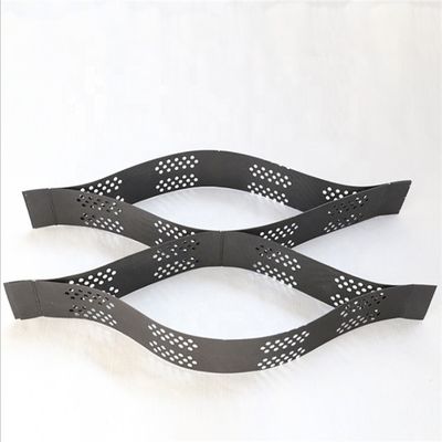 Géocelle de renforcement avancé pour maintenir les surfaces texturées et perforées des murs