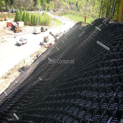 DISTANCE de soudage 330mm-1000mm Pavé à gazon géocell pour la vente de style de design contemporain