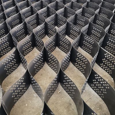 Pavé de gravier en géocellulose jaune HDPE pour une stabilisation stable et durable du sol des fermes de chevaux