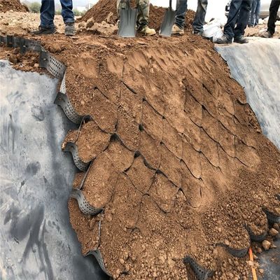 Système de renforcement du sol par géocelle de surface lisse HDPE pour les surfaces de gravier