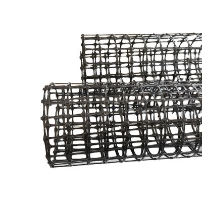 Grille géogridée en polyester tissée pour la protection des chemins et des pentes épaisseur 0,2 mm-4 mm Norme ISO