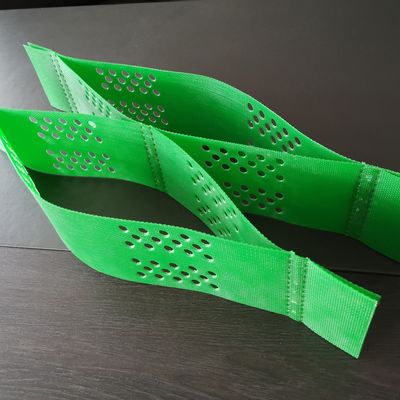 330 mm-1000 mm Distance de soudage Géocelle HDPE perforée texturée lisse pour mur de soutènement
