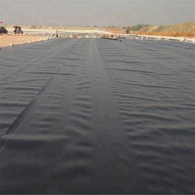 Geomembrane imperméable à l'eau lisse pour étang de poisson en HDPE imperméable à l'eau