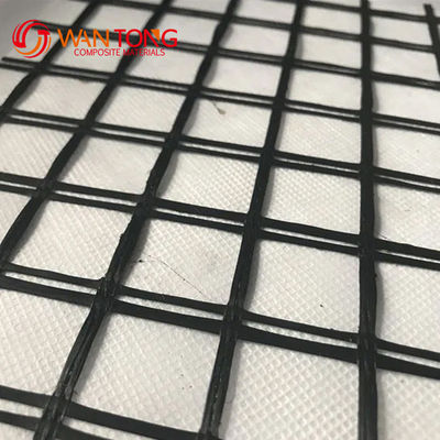 La machine Karl Mayer a produit une géogrille en fibre de verre de 50 à 50 kn pour la solidification des chemins