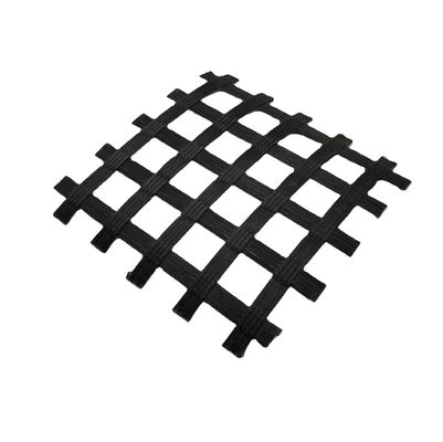 Grille géo uniaxial en polyester blanc avec revêtement en PVC 30kn/M-1000kn/M dans un design chinois