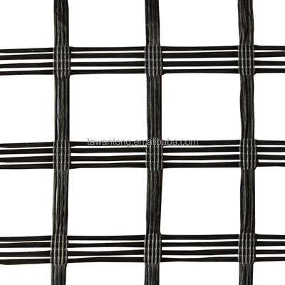 50-50 kn Polyester géogrid/ PET géogrid pour le renforcement des berges des rivières Application sur le lit des routes