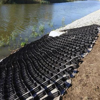 Géocelle en HDPE de 150 mm pour une surface texturée de rivière peu profonde et un design traditionnel