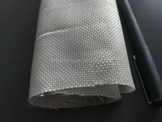 100 kn/m2 Résistance à la traction PET Géotextile tissé pour le renforcement et la séparation du sol