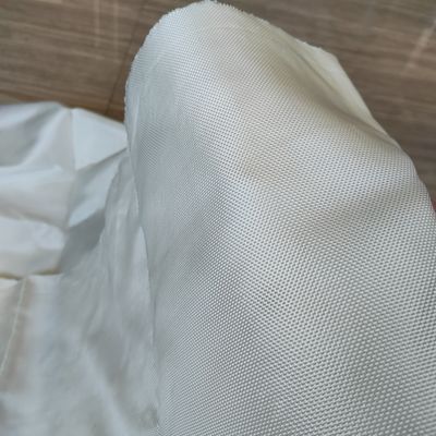 150-50 kn Tissu géotextile tissé haute résistance pour animaux de compagnie pour projets extérieurs
