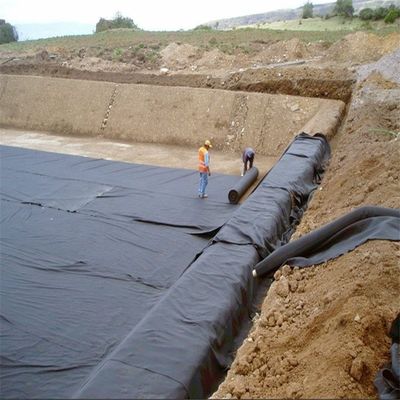 Géomembrane en PEHD pour revêtement de barrage épaisseur 0,2-4 mm plastique imperméable LDPE/LLDPE/PVC