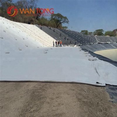 Liner en argile synthétique étanche à l'eau Liner en HDPE avec membrane de bentonite de décharge