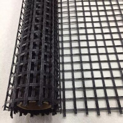 100 m/rouleau de géogrides tricotées en PET pour la construction de murs de soutènement