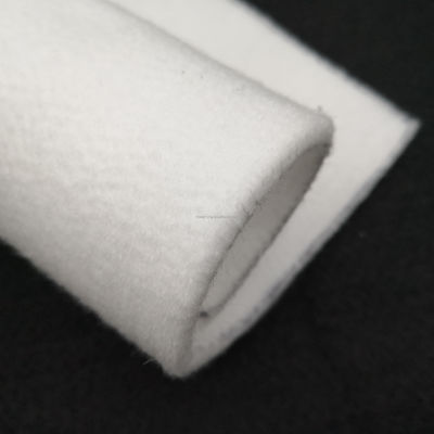 Géotextiles non tissés de 50 à 100 m de longueur en polyester à fil continu perforé