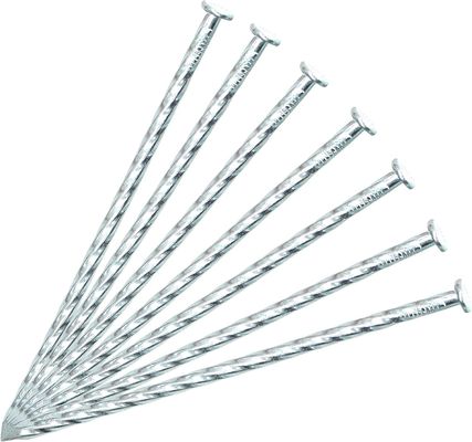 Des ongles en spirale métalliques galvanisés pour le terrain en herbe artificielle