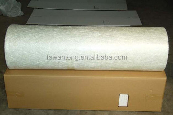 E-glass Jushi Mat de fibre de verre coupé 300gm 450gm avec douceur moyenne Blanc