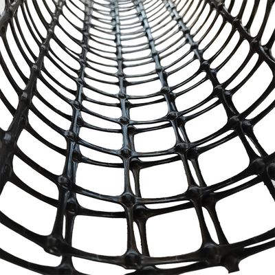 Matériau de construction routière Polypropylène Géogrid biaxial avec résistance à la traction de 15 à 60KN