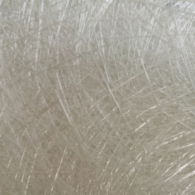 Dureté intermédiaire Tapis de fibre de verre en argent pour plastique renforcé de fibre de verre