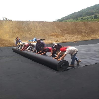 Service d'installation sur site pour le revêtement de piscine à géomembrane en HDPE lisse standard ASTM