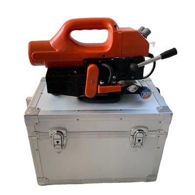 Machine de soudage à géomembrane à fréquence 50/60 Hz pour soudage à chaud par coin de revêtements en plastique HDPE