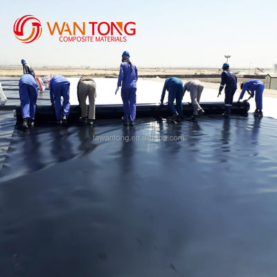 0.5mm 0.3mm 1.5mm 2mm 3mm géomembrane HDPE pour étang de poissons et de crevettes
