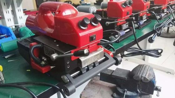 Machine de soudage en relief pour l'épissure commune de géomembrane en PVC EVA HDPE LLDPE