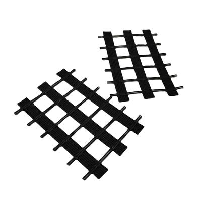 Résistance à la traction 80 kn 120 kn Polyester bi-axiale/uni-axiale Pet Geogrid pour la construction routière