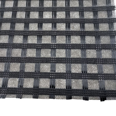 Résistance à la traction 80 kn 120 kn Polyester bi-axiale/uni-axiale Pet Geogrid pour la construction routière