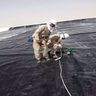 Étang à géomembranes en HDPE LDPE LLDPE PVC pour les crevettes de poisson en Indonésie