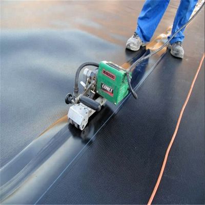 1800W PVC HDPE LDPE EVA Ecb PP géomembrane machine de soudage à la mousse à chaud avec une capacité de 13 kg