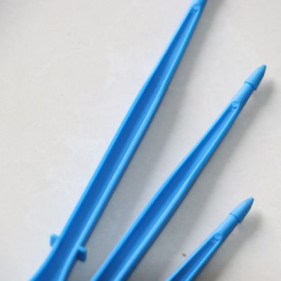 Système d'irrigation agricole de 4L/8L à 2 pièces avec goutte à goutte en PVC noir