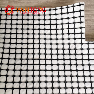 Route en plastique PP Biaxiale Géogrid 40/40kn Géotextile composite non tissé pour le renforcement des routes