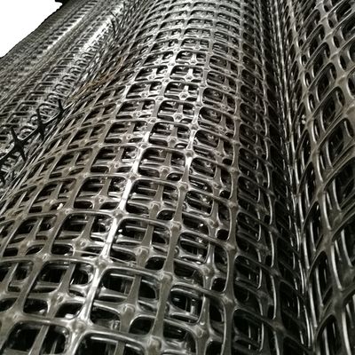 Grille géoxial biaxial en PP noir pour une résistance à la traction de 40 à 40 kn dans le cadre du projet général de remise en état de la mer
