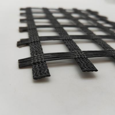 Réseau géo-composite en fibre de verre pour le renforcement de la couche d'asphalte 50/50 kn