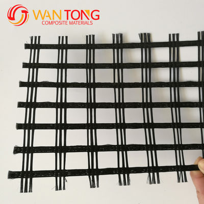 Geogrid de filetage en fibre de verre de 80 kn pour la solidification du sol de route dans le polyester biaxial