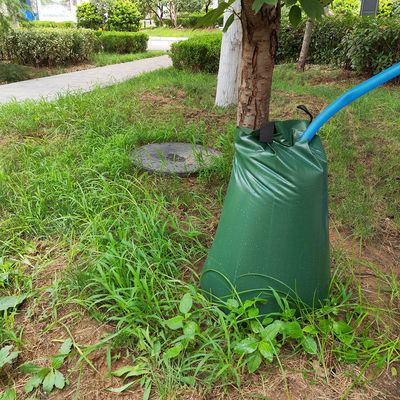 Accepté service OEM 20 gallons sac d'arbre d'arrosage sac d'irrigation de jardin pour l'eau goutte à goutte