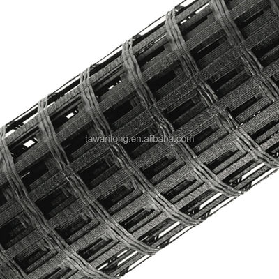 Construction routière Géogrid 50 kn Résistance à la traction 80-80 PET pour la solidification du sol routier