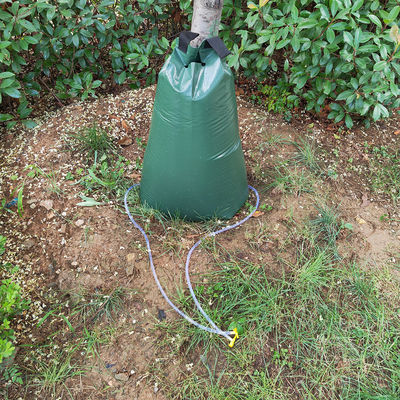 Sac d'irrigation à goutte à goutte de PVC de 75 litres pour 650 g d'arbres
