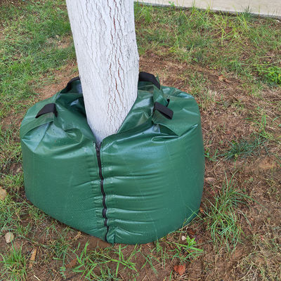 Gardez vos arbres hydratés avec notre sac d'arbre à libération lente de 20 gallons